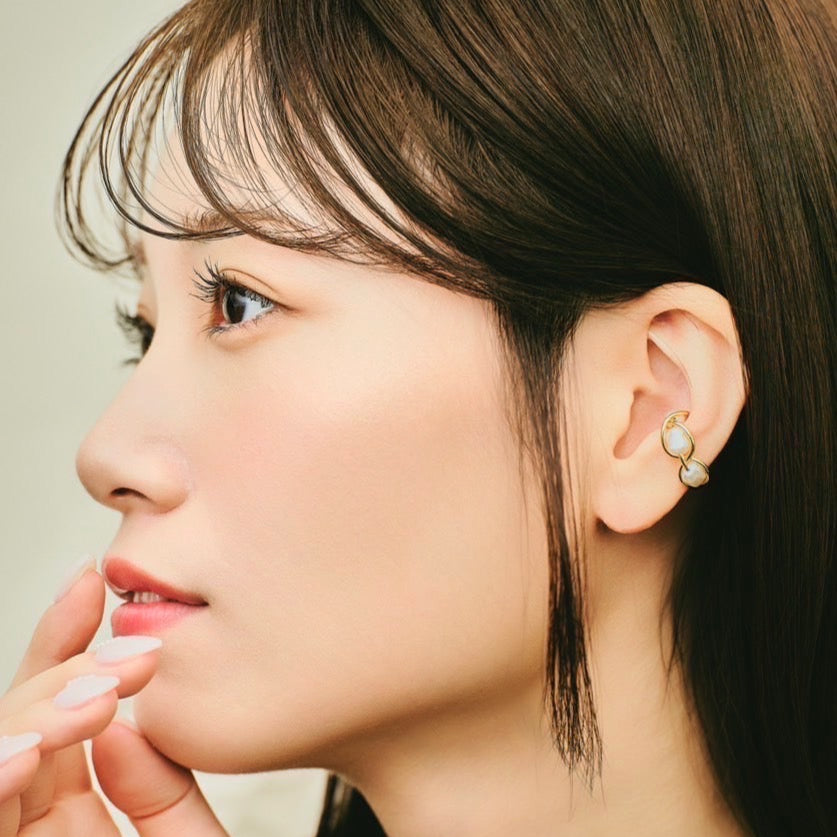 “ぽてぽて” Pearl Ear Cuff
