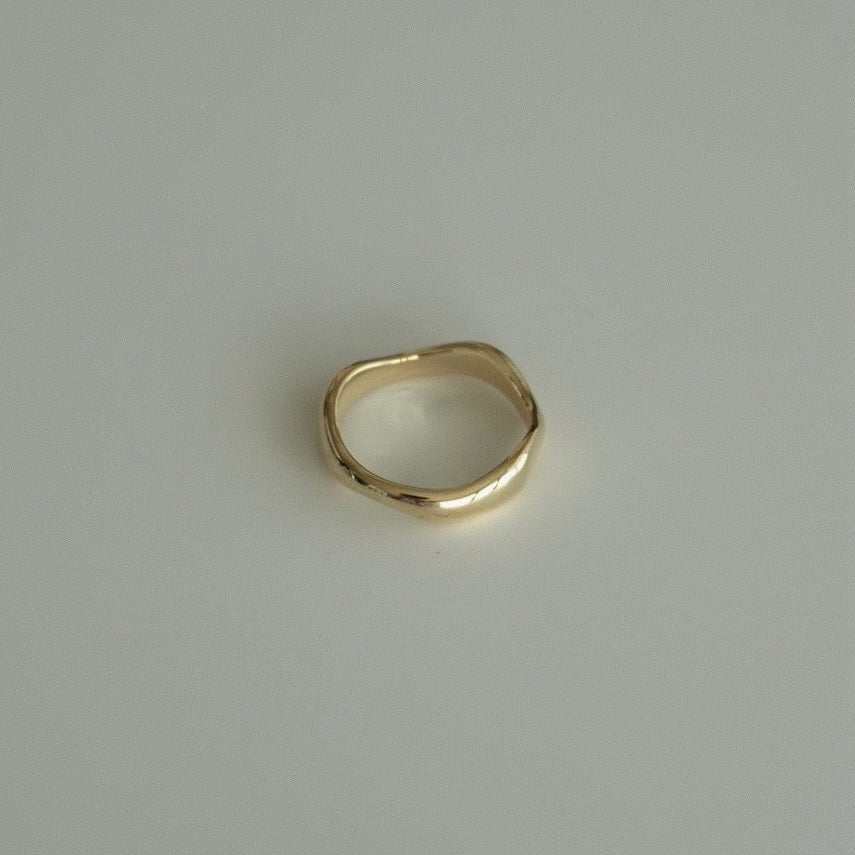 Nuance Wave Ring